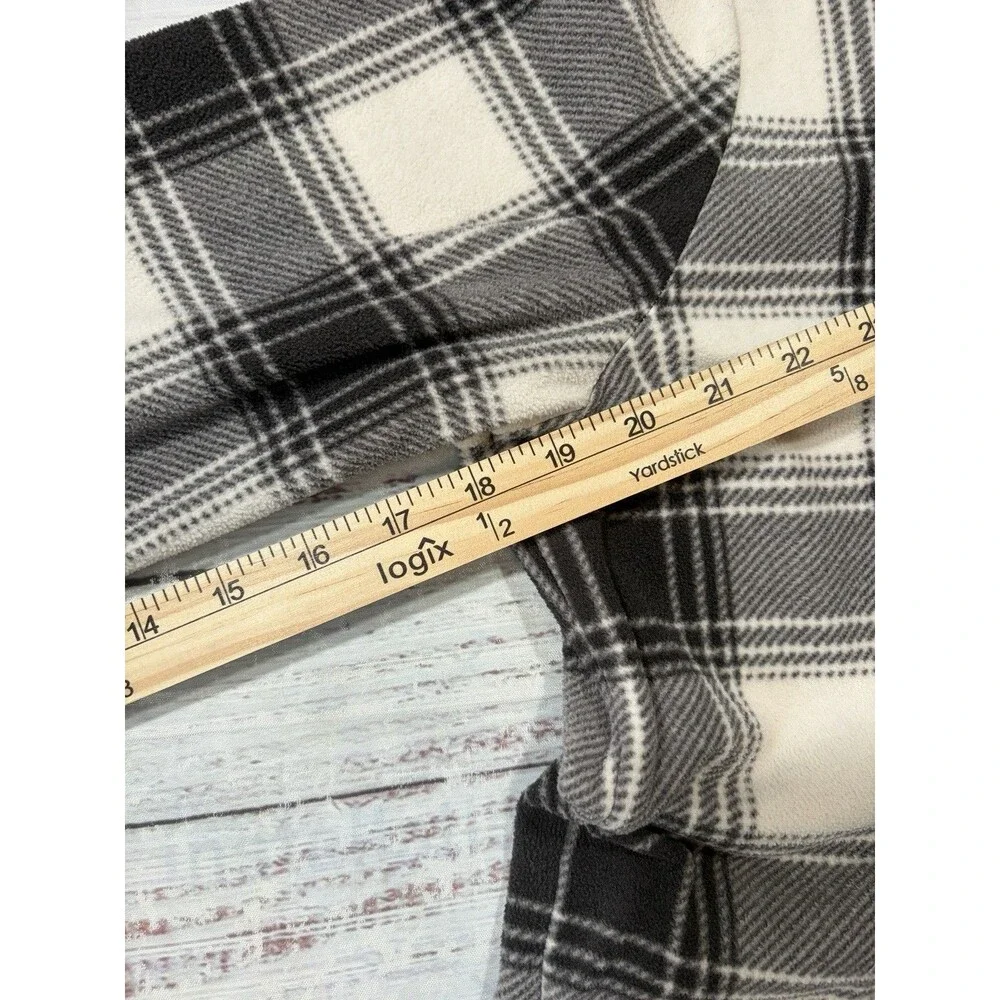 Duluth Sweater Womens Medium DrkGry Plaid Pullover Fleece Pockets Casual Outdoor - Picture 9 of 10